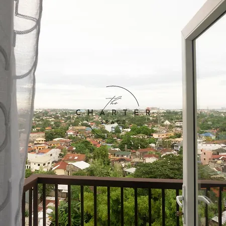 Close To Airport Room With Balcony And Pool Access